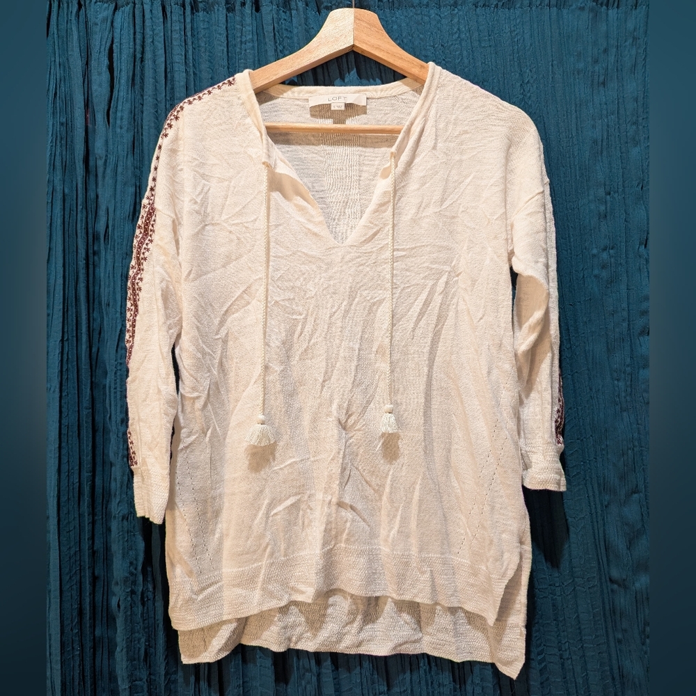 LOFT Off-white Lightweight Sweater with Red Sleeve Details, Size S